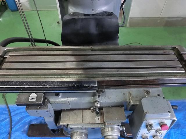 牧野フライス製作所 KSJP-55 ラム型立フライス