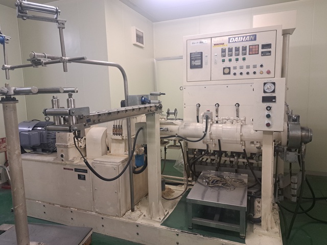  Φ75 押出機