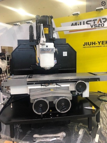 JIUH-YEH MILLSTAR V520 ベッド型立フライス