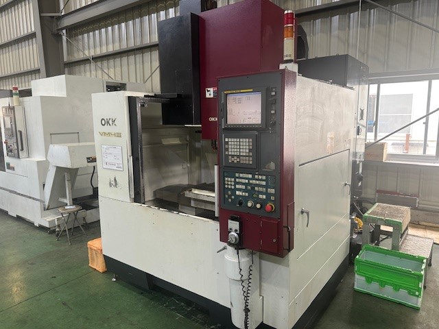OKK VM4Ⅲ 立マシニング(BT40)