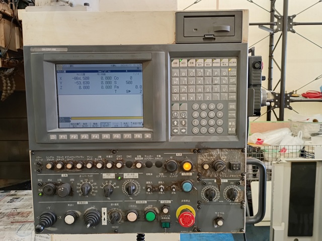 大隈豊和機械 MILLAC-561V 立マシニング(BT50)