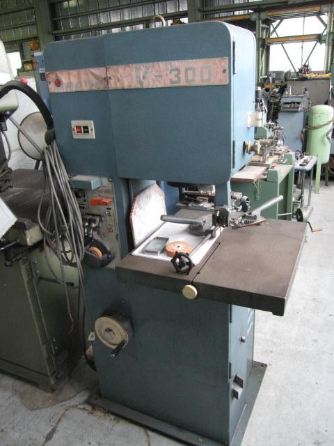 アマダ V-300 コンターマシン