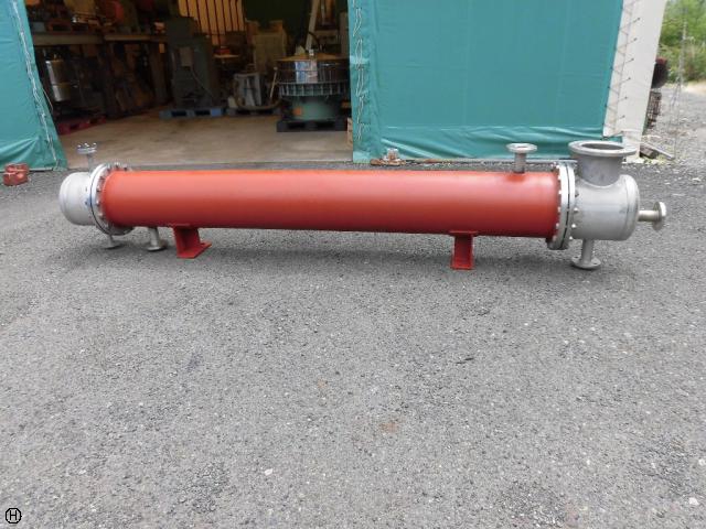 昭和化工機 多管式熱交換器