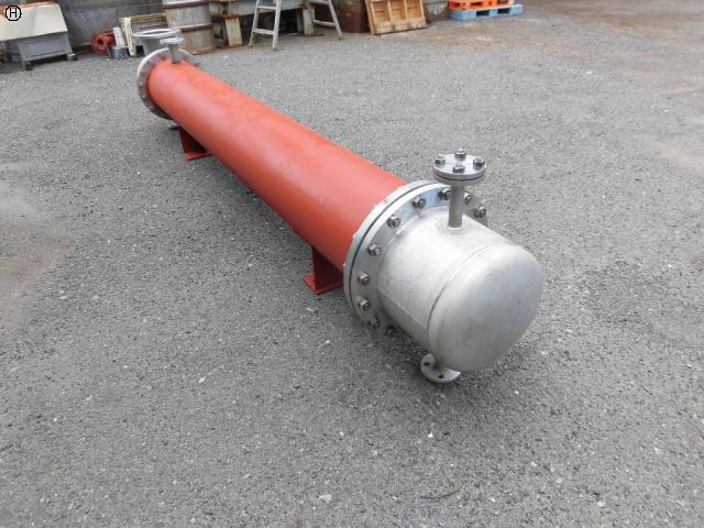 昭和化工機 多管式熱交換器