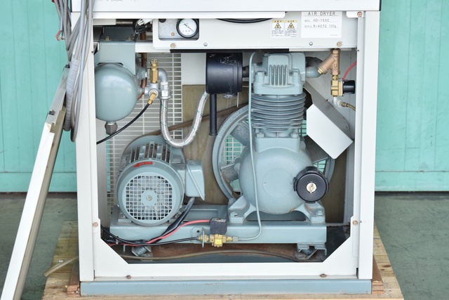 日立産機システム POD-1.5M6 1.5kwコンプレッサー