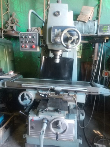山崎精工 2.5VS ヒザ型立フライス