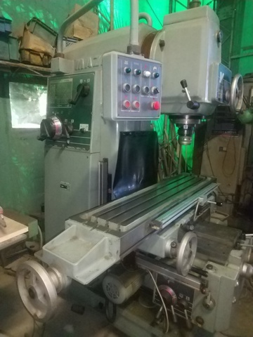 山崎精工 2.5VS ヒザ型立フライス