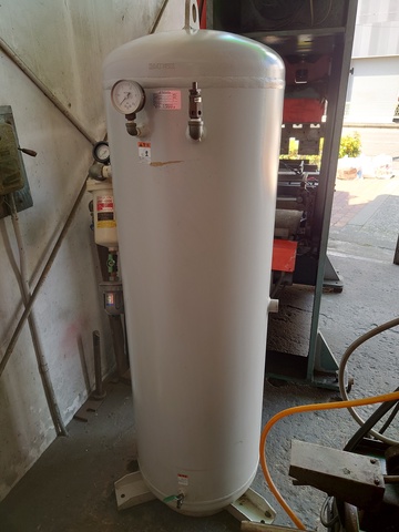 明治機械製作所 エアータンク
