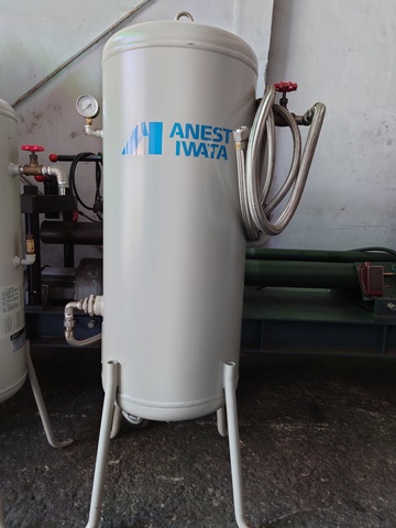アネスト岩田 SAT-120C-140 エアータンク