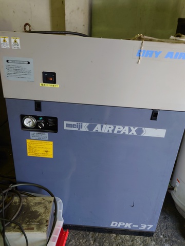 明治機械製作所 DPK−37 3.7kwコンプレッサー