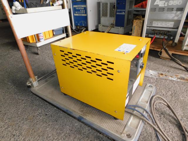  SC-214 充電器