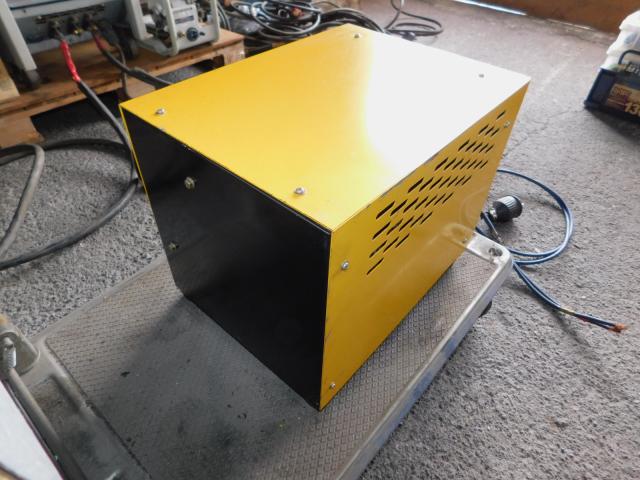  SC-214 充電器