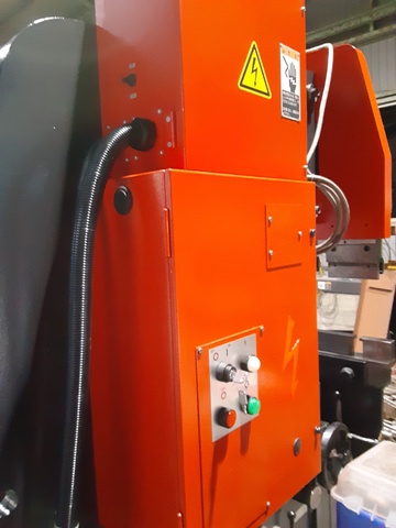 アマダ RG-50 2.0m油圧プレスブレーキ