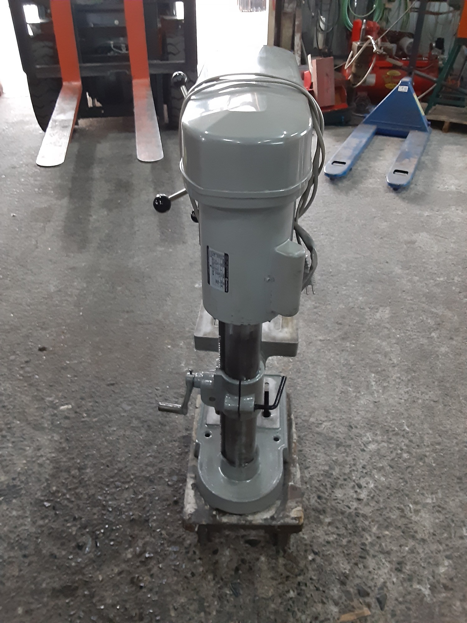 キジ？剥製 中古w 卓上ボール盤 日立工機 B13SH 中古販売詳細【#409009】 | 中古機械情報