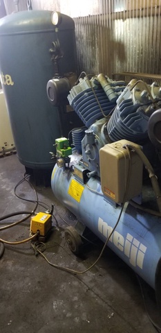 明治機械製作所 7.5kwコンプレッサー
