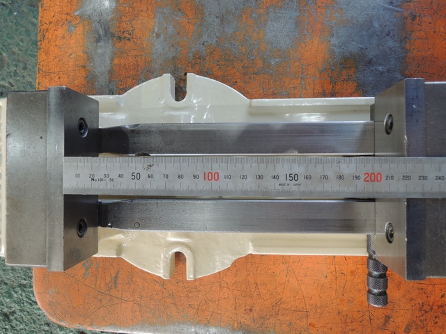 津田駒工業 VH-125 油圧マシンバイス
