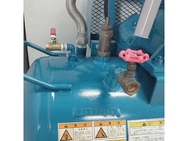 富士コンプレッサー FS-75 7.5kwコンプレッサー