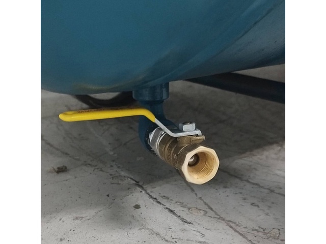富士コンプレッサー FS-75 7.5kwコンプレッサー