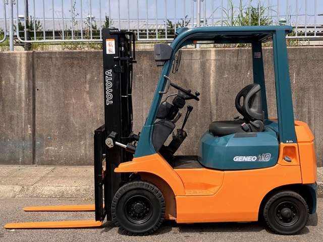 豊田自動織機 7FGL10 1.0Tフォークリフト