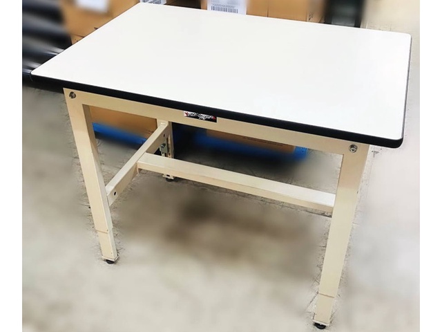 ヤマテック 作業台