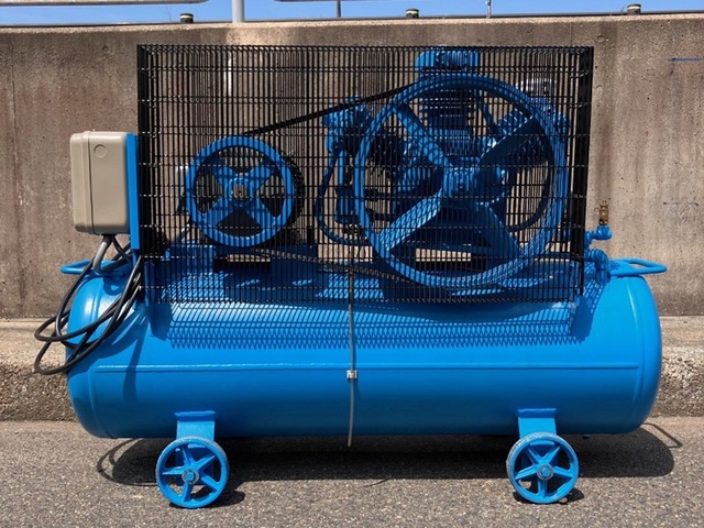 明治機械製作所 Y-75A 6P 7.5kwコンプレッサー