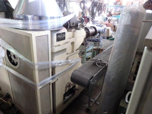 中央精機 AS30 2軸押出機