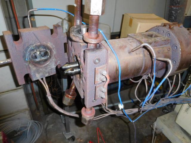 中央精機 AS30 2軸押出機