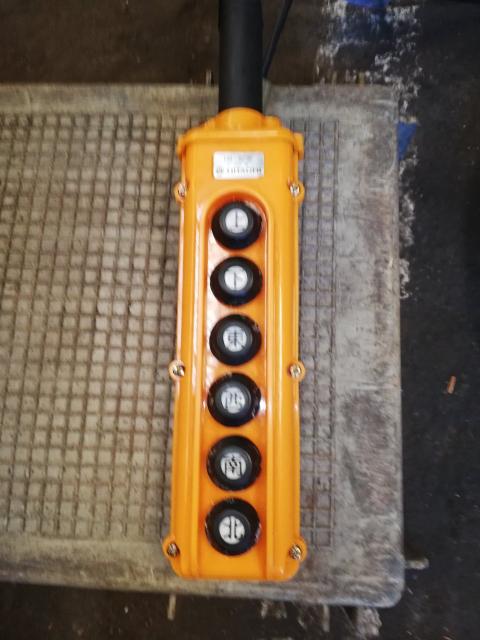 日立 HITACHI 1AM-AT65 1.0Tホイスト