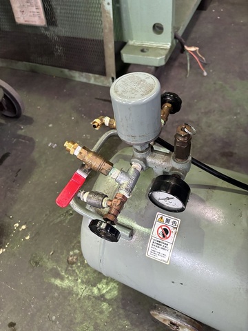 日立産機システム 2.2P-9.5VP6 2.2kwコンプレッサー