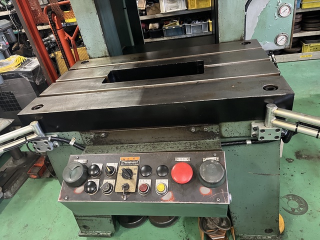アマダワシノ PUX80 80Tプレス