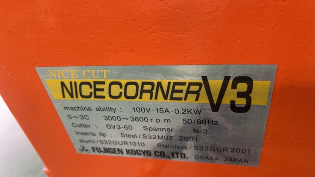 富士元工業 V3 卓上面取機