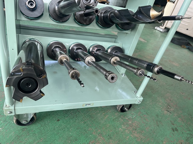 大昭和精機 BIG BT50ツール付ツーリングワゴン