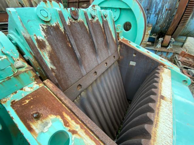 中山鉄工所 AC4220 シングルトッグルクラッシャー