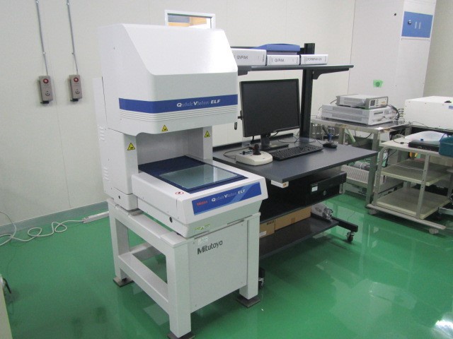 ミツトヨ QV-E202P1L-D CNC画像測定装置