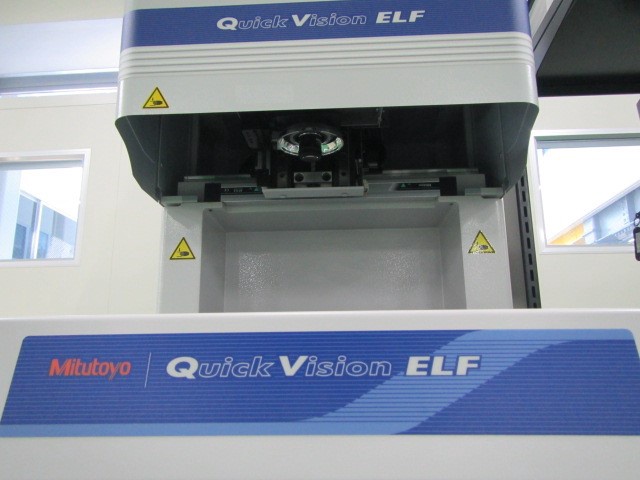 ミツトヨ QV-E202P1L-D CNC画像測定装置
