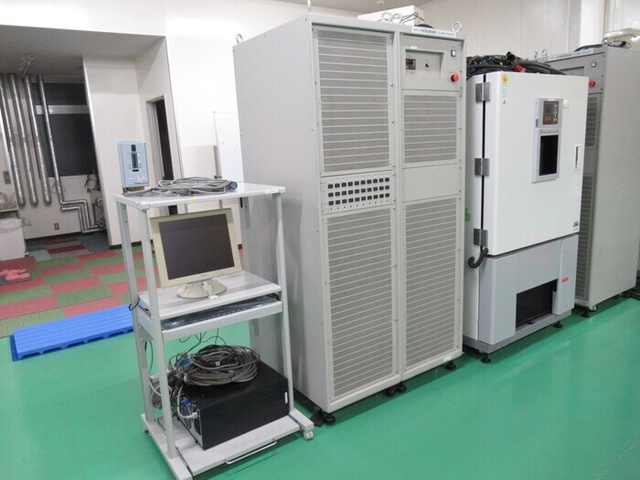 富士通テレコムネットワークス 2V240A480W10CH 充放電試験装置