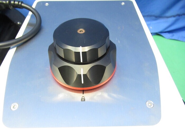 Anton Paar Uitrapyc 5000 Micro 真密度計