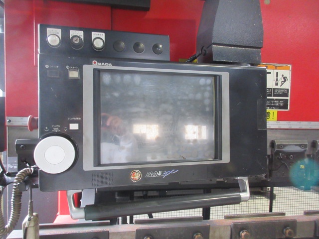 アマダ HDS-1303NT 3.0mハイブリッドプレスブレーキ