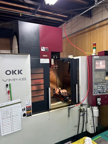 OKK VM-4Ⅲ 立マシニング(BT40)