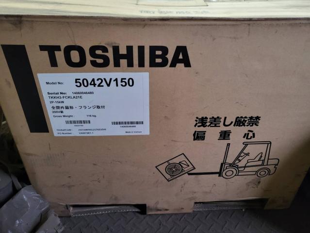 東芝産業機器システム TKKH3 FCKLA21E フランジ 屋内 160M 15Kwインダクションモーター