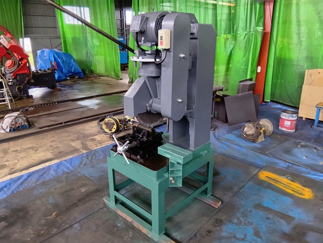 大波機械製作所 NM-5A 丸鋸切断機