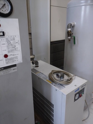 アネスト岩田 CLP37E-8.5 [売約] 3.7kwコンプレッサー