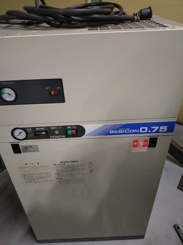 日立産機システム PBD-0.75PSJ6 0.75kwコンプレッサー