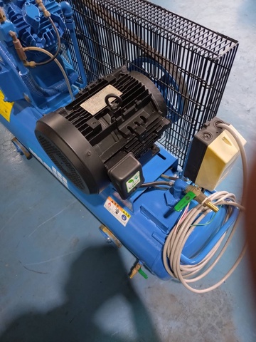 明治機械製作所 GK-37A 3.7kwコンプレッサー