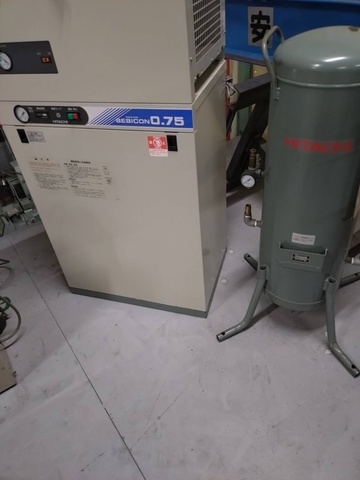 日立産機システム PBD-0.75PSJ6 0.75kwコンプレッサー