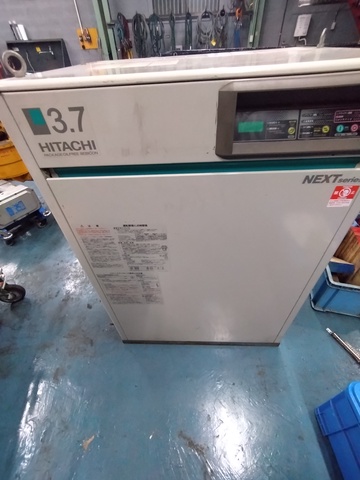 日立産機システム POD-3.7MNP6 3.7kwコンプレッサー