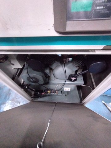 日立産機システム POD-3.7MNP6 3.7kwコンプレッサー