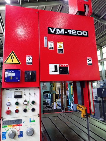 アマダ VM1200 立型バンドソー