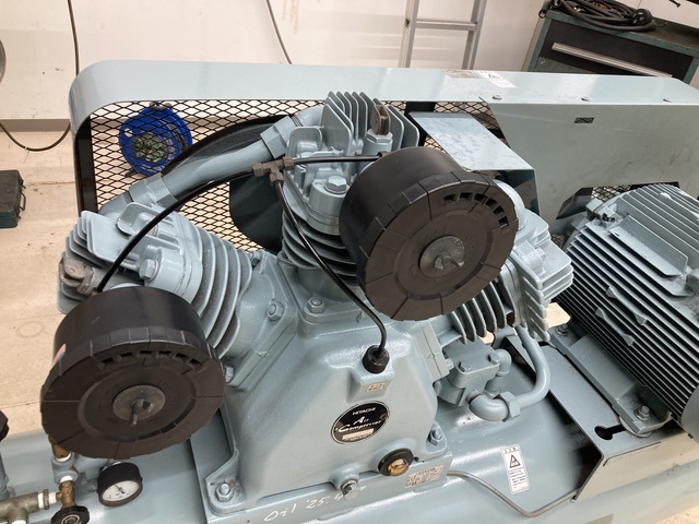 日立産機システム 11P-9.5VP5 11kwコンプレッサー