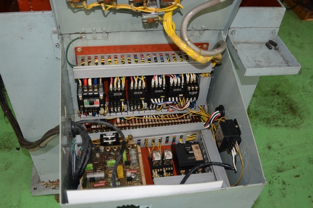 吉田記念 ワークロール：Φ28×65w/6段 圧延機 28型6段圧延機